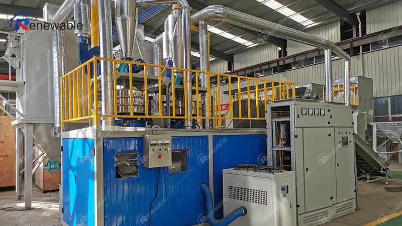 Photovoltaic panel recycling equipment