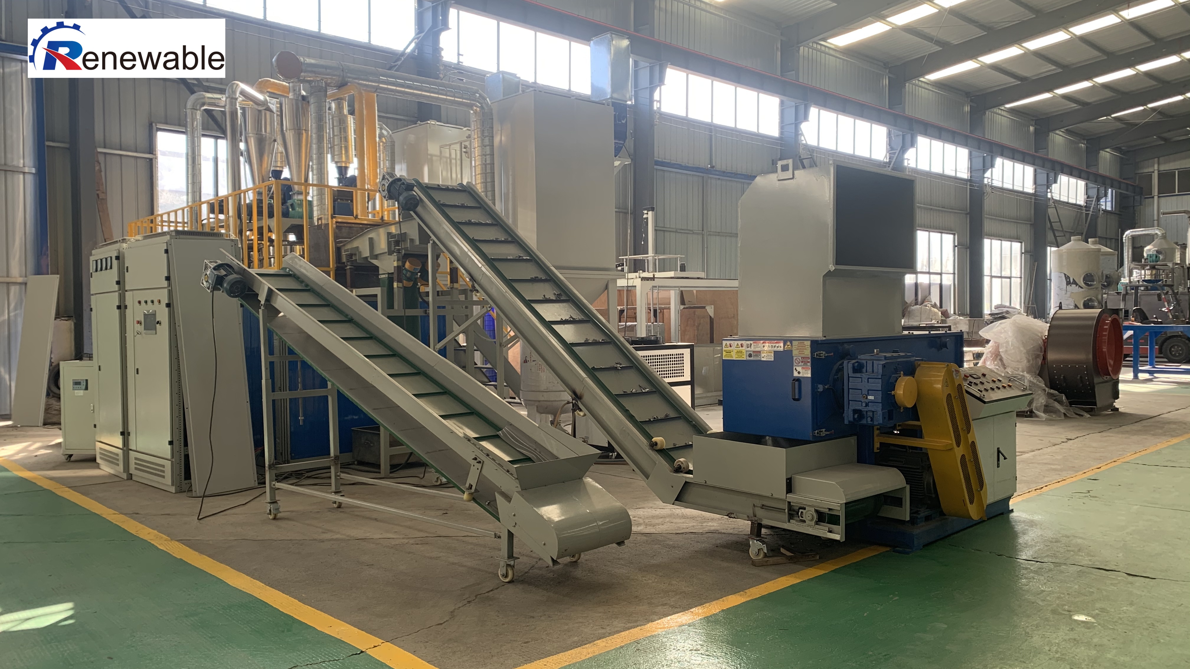 Photovoltaic panel recycling