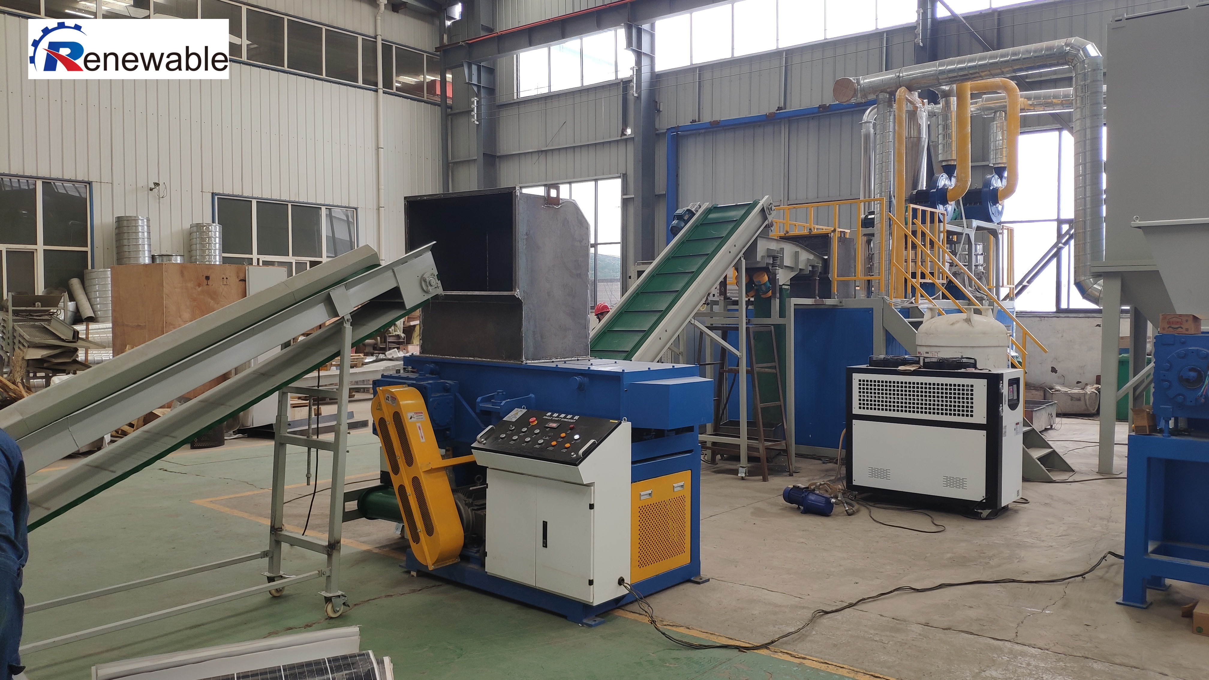 Photovoltaic panel recycling equipment