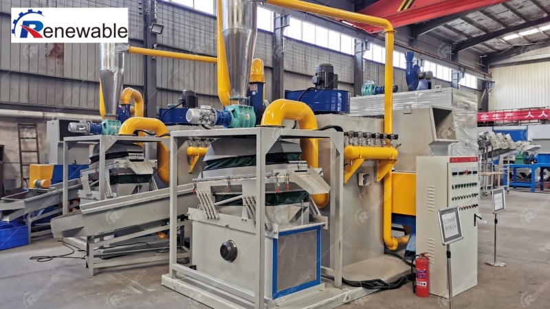 Waste wire and cable recycling machine