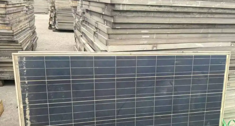 Recycling and disposal technology of waste photovoltaic panels